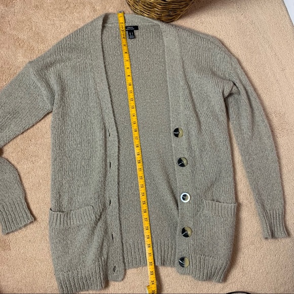 Cardigan Set of 2 - Picture 6 of 10